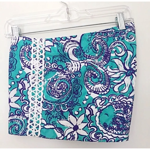 LILLY PULITZER Sz 4 Montaux Short Crochet Appliqué - Picture 3 of 6